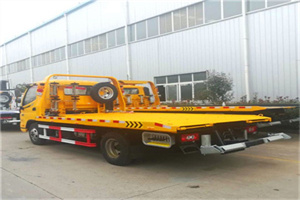 宣桥镇附近拖车救援搭电